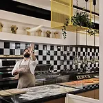 Esperides 4*